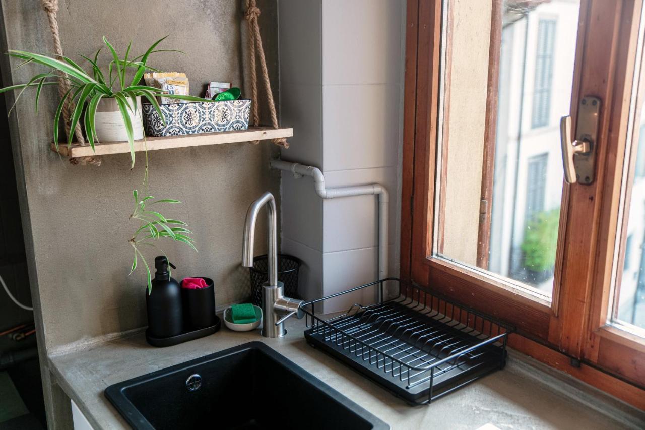 Apartment Piazza Roma By Quokka 360 - Historic Flat In The Centre Of كومو المظهر الخارجي الصورة